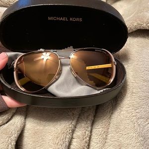 Michael KORS rose gold aviators